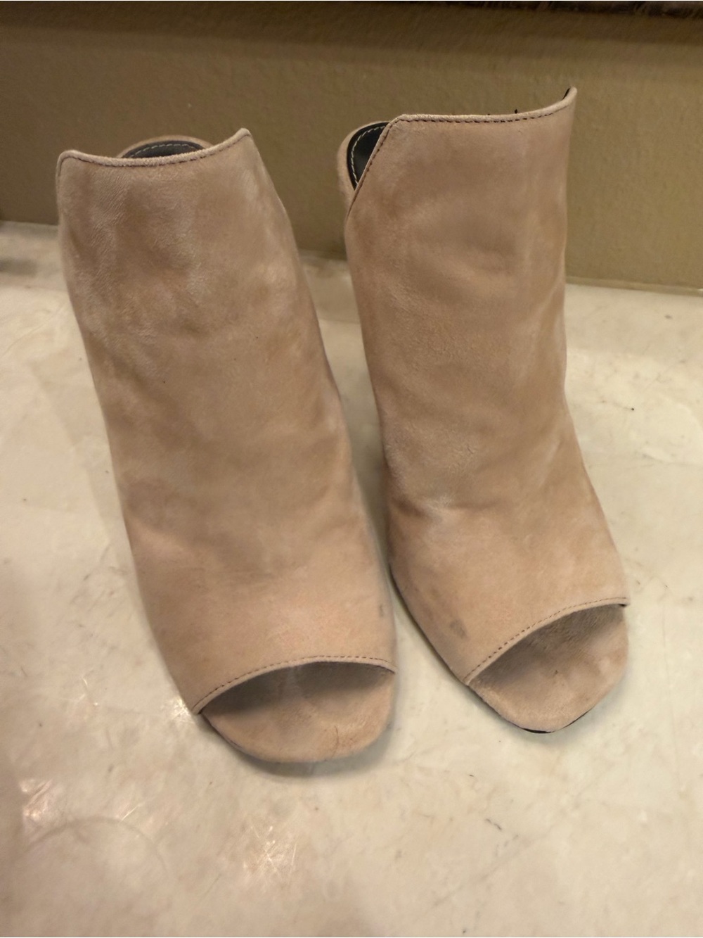 Steve Madden Sooki Beige Suede Peep-Toe Mules